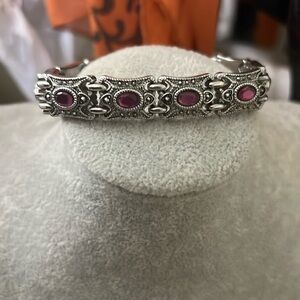 Woman’s vintage stainless steel bracelet 7in